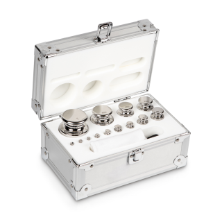 Zestaw odważników 304-066 E1 (1 g – 1 kg) ze stali nierdzewnej w etui. Idealny do kalibracji wag. Zamów online już dziś!