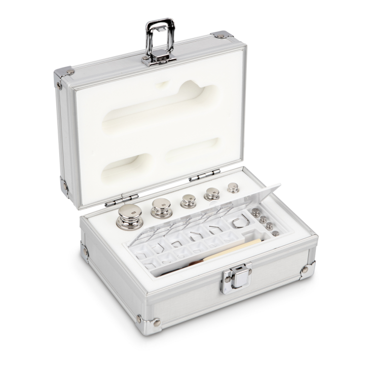 Zestaw odważników 303-036 E1 (1 mg – 100 g) ze stali nierdzewnej w etui. Idealny do kalibracji wag. Zamów online już dziś!