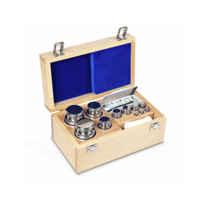 Zestaw odważników 313-07 E2 (1 mg – 2 kg) ze stali nierdzewnej w etui. Idealny do kalibracji wag. Zamów online już dziś!