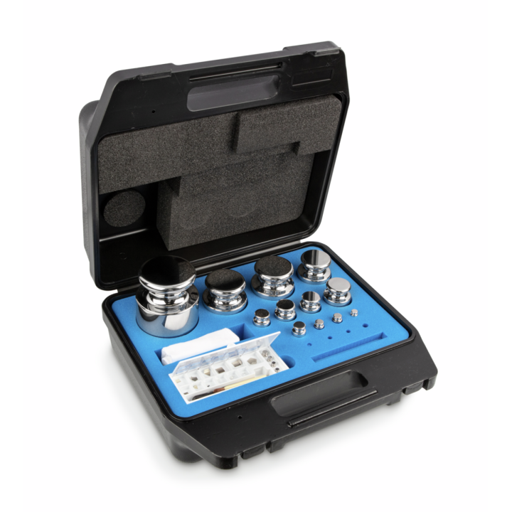 Zestaw odważników 313-084 E2 (1 mg – 5 kg) ze stali nierdzewnej w etui. Idealny do kalibracji wag. Zamów online już dziś!