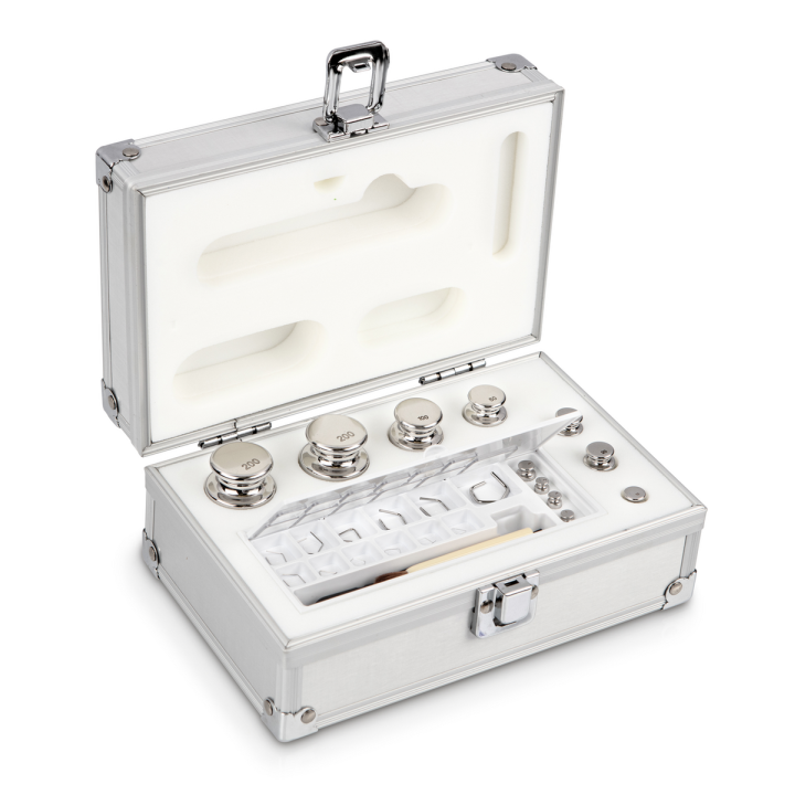 Zestaw odważników 303-046 E1 (1 mg – 200 g) ze stali nierdzewnej w etui. Idealny do kalibracji wag. Zamów online już dziś!