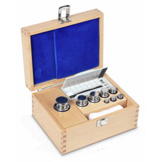 Zestaw odważników 314-05 E2 (1 g – 500 g) ze stali nierdzewnej w etui. Idealny do kalibracji wag. Zamów online już dziś!